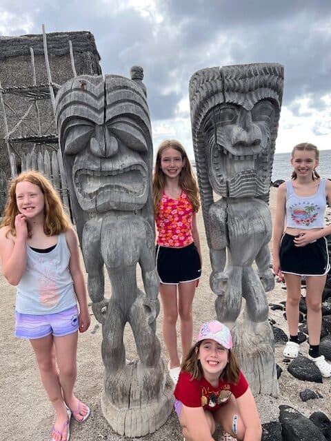 Kids at the Puʻuhonua o Hōnaunau National Historical Park on the Big Island of Hawaii