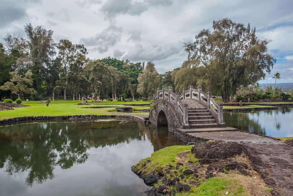 Bridge at the Liliʻuokalani Japanese gardens in Hilo, Hawaii