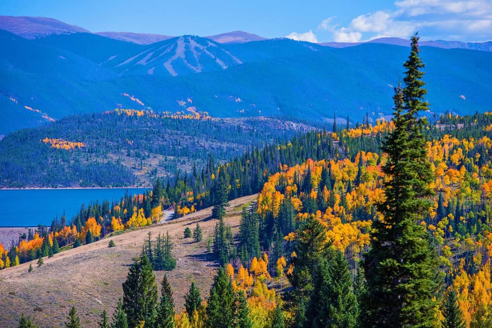 View of Lake Dillon and Keystone Ski Resort in the fall in Silverthorne, Colorado