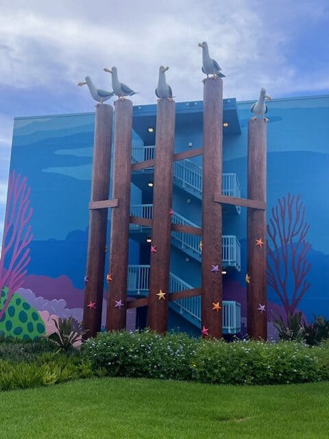 Seagull's at the top of the stairway at the Finding Nemo Suites at the Art of Animation Resort in Disney World